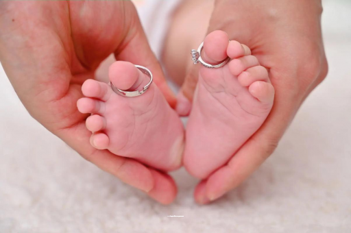 张北宝宝打喷嚏发烧 张北宝宝打喷嚏发烧